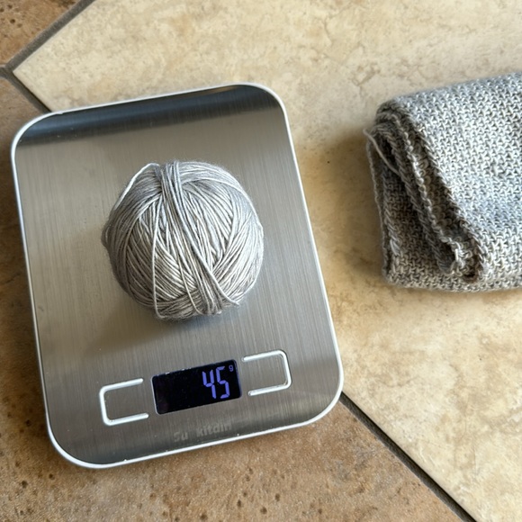 Single Ply Merino Wool Yarn Destash / Partially knit up - Picture 9 of 9